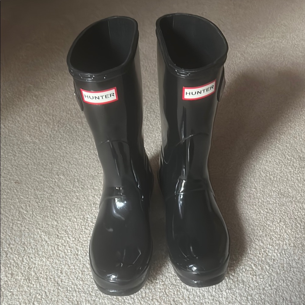 Hunter Glossy Black Waterproof Boots Sz 8
